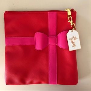 Studio DIY present clutch